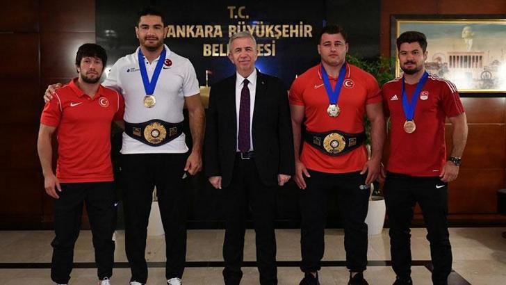 Rıza Kayaalp ve Taha Akgül’den Mansur Yavaş’a ziyaret