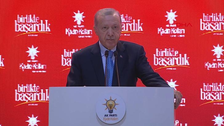 Cumhurbaşkanı Erdoğan: Üniversite kapılarında kızlarımızın inletildiğini yok sayamayız