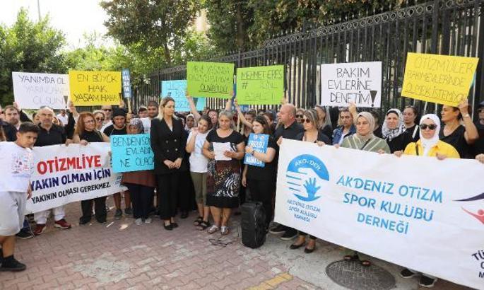 Otizmli Mehmet'in bakımevinde ölümüne derneklerden tepki