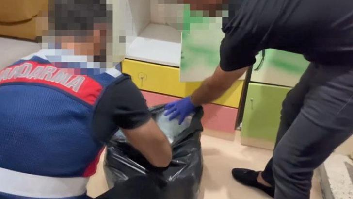 Jandarmadan uyuşturucu operasyonu: 66 kilo skunk ele geçirildi