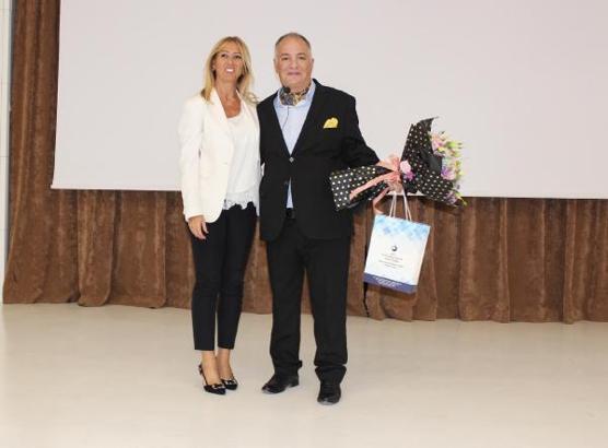 Liselilere görgü kurallarını anlattı