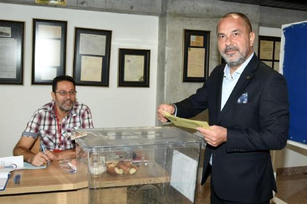 İMEAK Deniz Ticaret Odası İzmir Şubesi'nde seçim zamanı