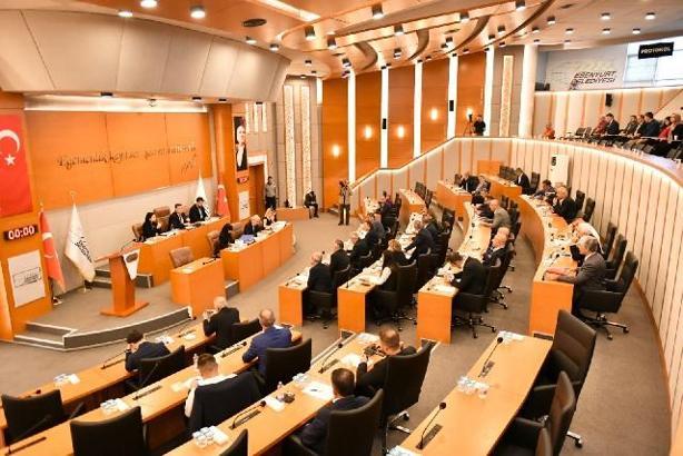 Esenyurt Belediye Meclisinde LGBT tartışması
