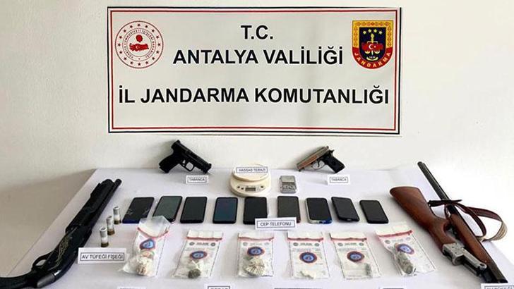 Antalya'da 'Beyaz Kelebek' operasyonu: 17 gözaltı