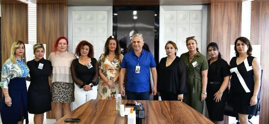 İranlı kadınlardan ziyaret