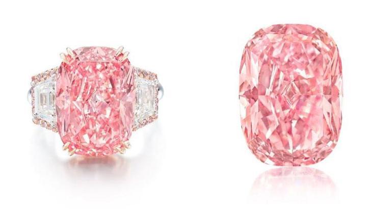 Dünyanın en nadide pembe elması 20 dakikada 57 milyon dolara satıldı