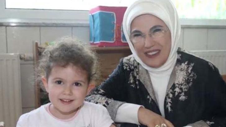 Emine Erdoğan'dan 'Dünya Kız Çocukları Günü' mesajı