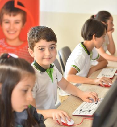 Vodafone e-atıkların geri dönüşümüyle 8 bin çocuğa destek oldu