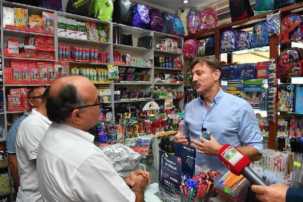 Bahçelievler Belediyesi'nden 65 bin öğrenciye kırtasiye desteği