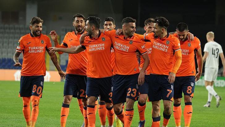 İstanbul Başakşehir - RFS: 3-0