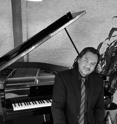 Aras Deniz Sipahi Piyano Akademisi'nde uluslararası festival ve yarışma