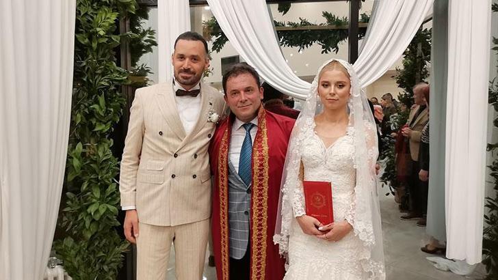 Nikah memuru baba, kızının nikahını kıydı