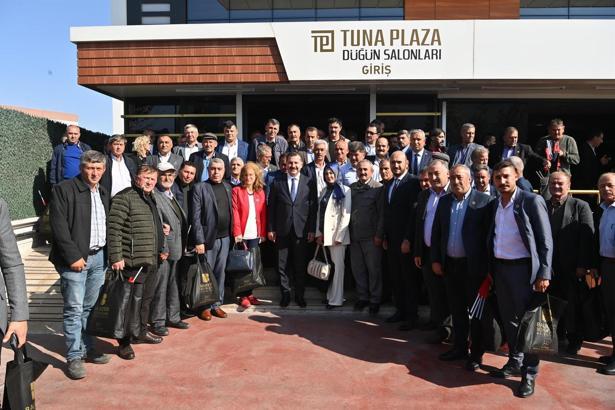 Balıkesir Büyükşehir Belediye Başkanı Yılmaz, 1133 muhtarla bir araya geldi