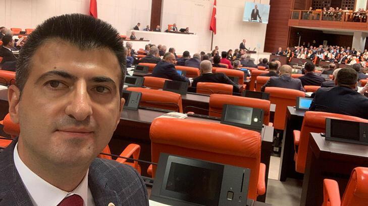 AK Parti’ye katılan İzmir Milletvekili Mehmet Ali Çelebi: AK Parti Ailesi ve Cumhur İttifakı'nın görüşlerine yakınım