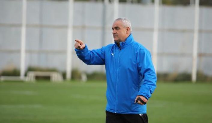 Rıza Çalımbay: Trabzonspor maçında takım halinde oynamamız gerekiyor