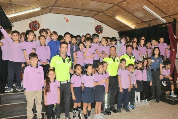 Datça'da 80 öğrenci trafik dedektifi oldu