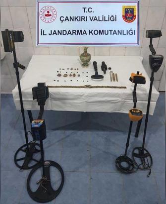 Çankırı'da kaçak kazı yapan 6 şüpheli suçüstü yakalandı