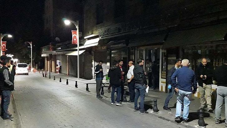 Gaziantep'te tatlıcıda borç- alacak kavgası; baba öldü, oğlu yaralandı