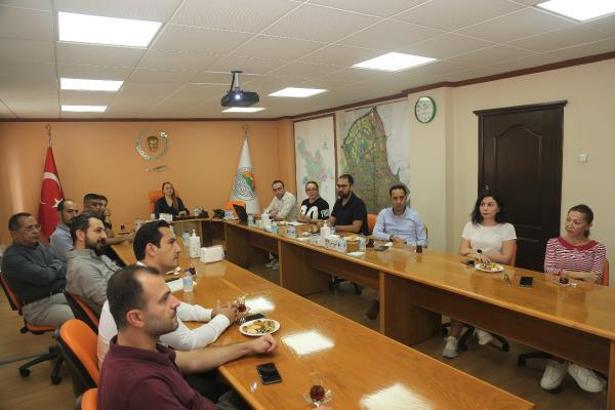 Toroslar Belediyesi, E-Ruhsat uygulamasını meslek odalarıyla paylaştı