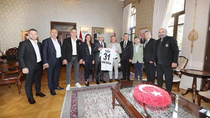 Çebi: Hakemler birisinin hatasını bir öteki maçta düzeltecekmiş mantalitesiyle sahaya çıkmamalı