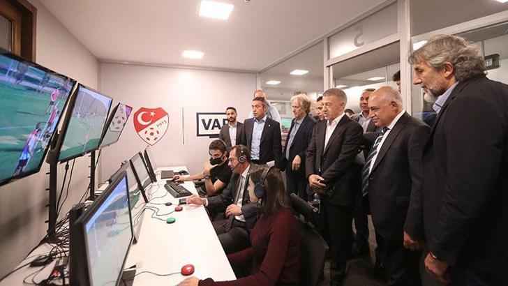 TFF'den Süper Lig ve TFF 1'inci Lig kulüplerine VAR bilgilendirme toplantısı