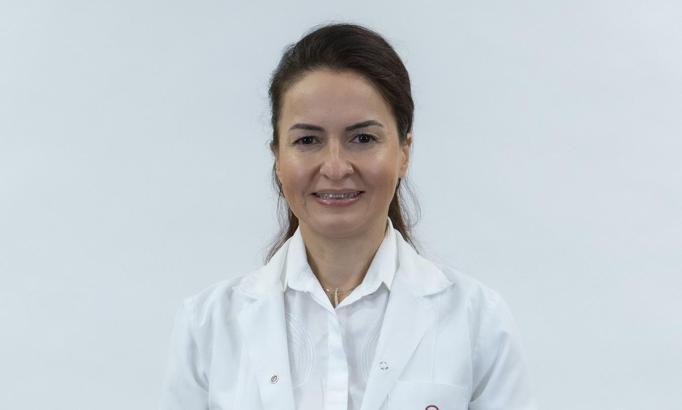 "Stres saç dökülmesine neden oluyor"