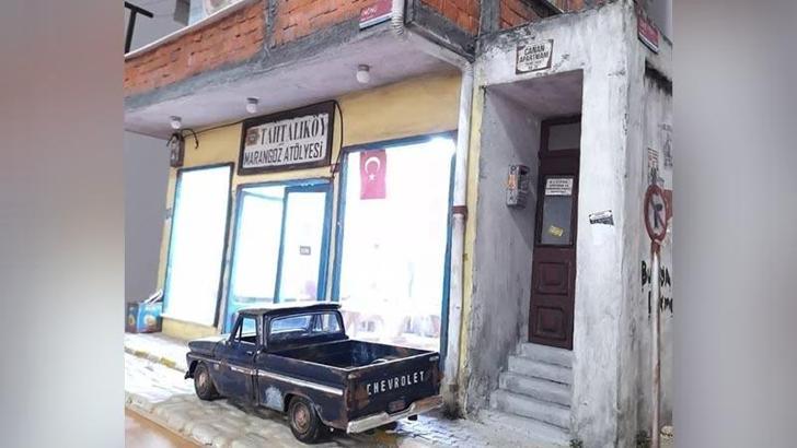 A Turkish man builds miniatures that look like the real thing