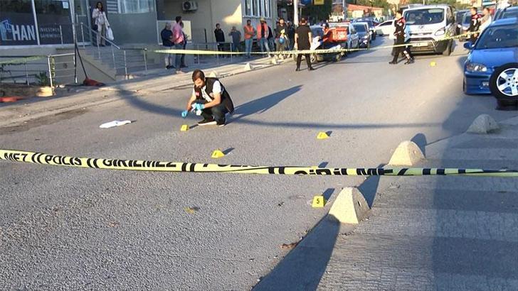 Ataşehir'de arkadaşlarıyla yürürken silahlı saldırıda öldürüldü