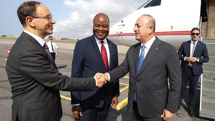 Bakan Çavuşoğlu, Benin’de