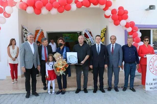 Bodrum'da hayırsever tarafından yaptırılan Yakaköy Havva Torun İlk ve Ortaokulu hizmete açıldı