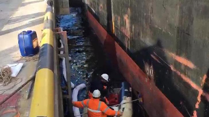 Denizi kirleten gemiye 5 milyon TL ceza