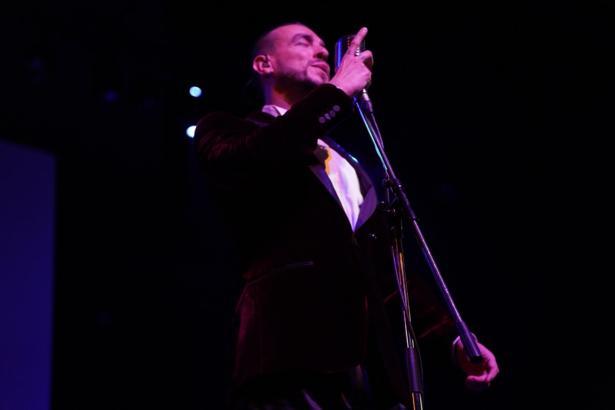 TED, Cumhuriyet'in 99. yılını Cem Adrian konseriyle kutladı