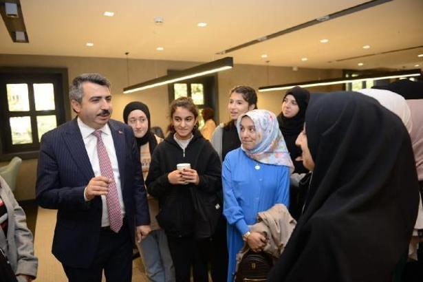 Yıldırım’ın ikinci uyumayan kütüphanesi açıldı