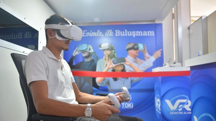 Sosyal konut tanıtım TIR'ı, Adana'da