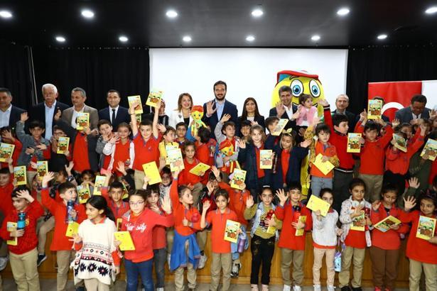 Yerli kahraman Şakrak Türkiye’nin kültür elçisi olarak dünyaya açıldı