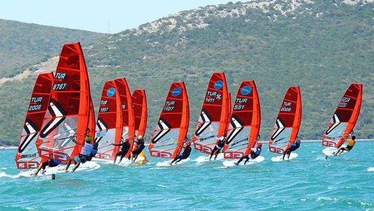 Alaçatı rüzgarı dünyayı birleştirecek