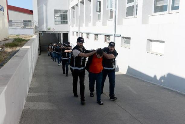 ‘Atariciler çetesi’ mahalle esnafını haraca bağlamış