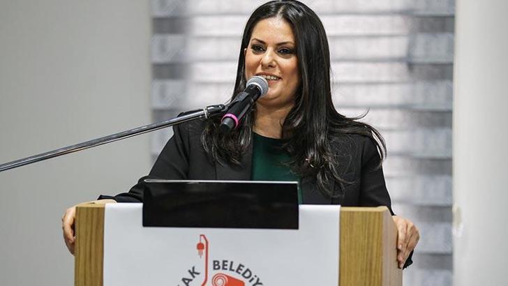 AK Parti'li Sarıeroğlu: Türkiye Yüzyılı'nın, kadınların yüzyılı olacağına da yürekten inanıyoruz