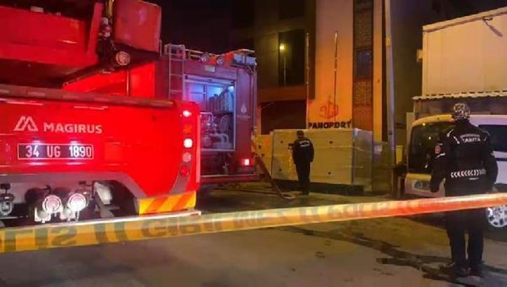 Ataşehir'de jeneratör üretim tesisinde patlama: 2 yaralı (1)