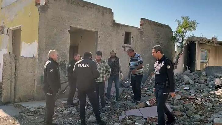 Adana'da 'Cono' aşiretinin mahallesinde 8 gözaltı