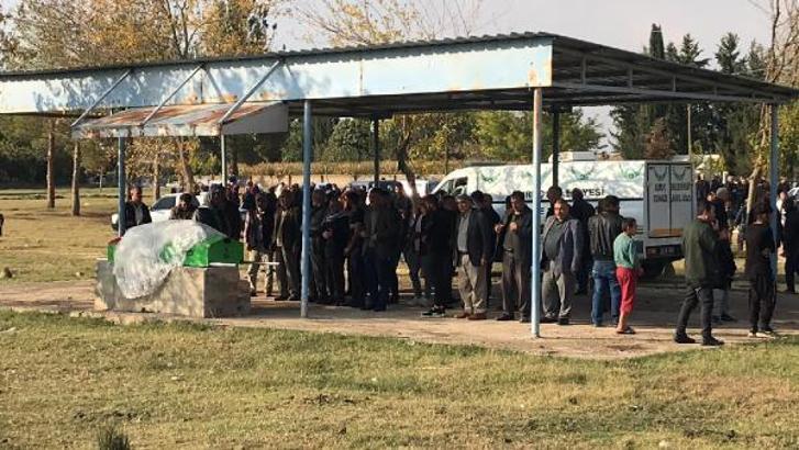 Hatay'da ağaca asılı bulunan Fidan, Şanlıurfa'da toprağa verildi (2)