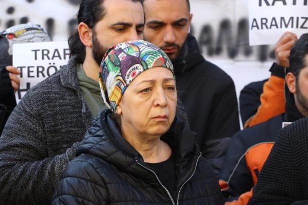 'Yol verme' kavgasında öldürülen motokurye Samet'in yakınlarından, adli kontrol tepkisi