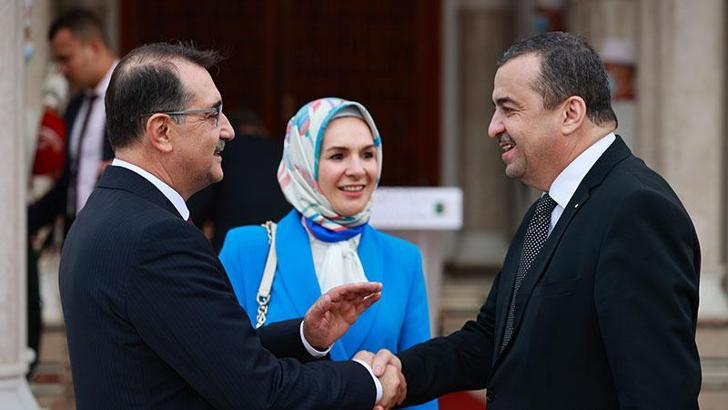 Bakan Dönmez, Cezayir Cumhurbaşkanı Tebbun ile bir araya geldi