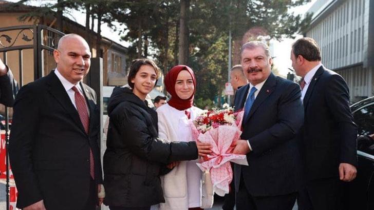 Bakan Koca'dan 'atama' açıklaması: İlk etapta 42 bin 500 kişi alacağız