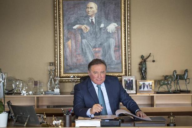 Eğitimci Enver Yücel ‘Evrensel 50 İş İnsanı Listesine’ girdi