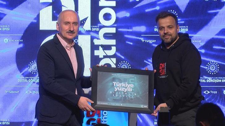 Dijital Dönüşüm Ofisi Başkanı Koç: Yenilikçi teknolojilere öncülük eden  Türkiye olma hedefindeyiz