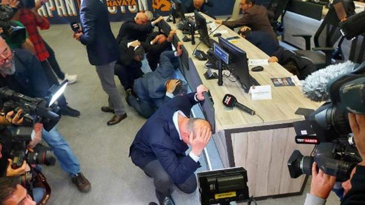 Türkiye ve KKTC'de 'Çök- Kapan- Tutun' deprem anı tatbikatı gerçekleştirildi