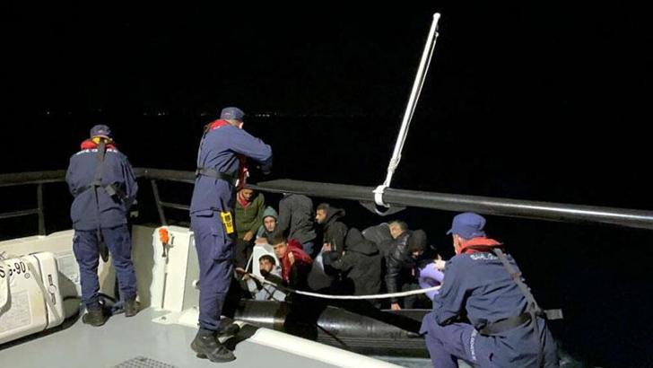 Bodrum'da 141 kaçak göçmen kurtarıldı, 16 kaçak göçmen yakalandı