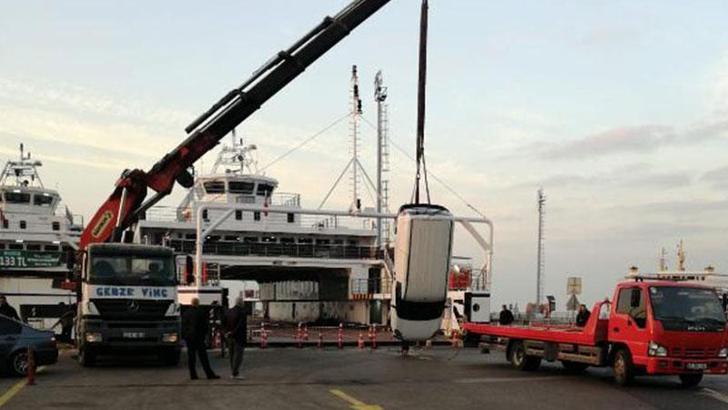 Ceza yazılmasına kızıp aracını denize attı