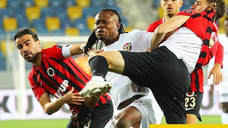 Eyüpspor Süper Lig'e göz kırpıyor